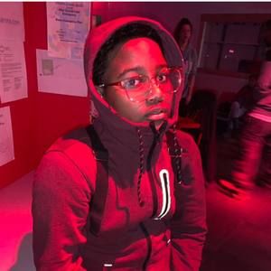 Meet your Posher, Lee